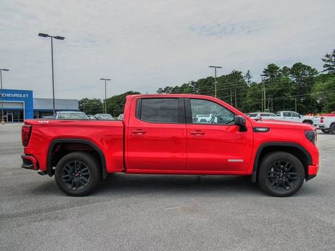 New 2025 GMC Sierra 1500 Elevation image 3