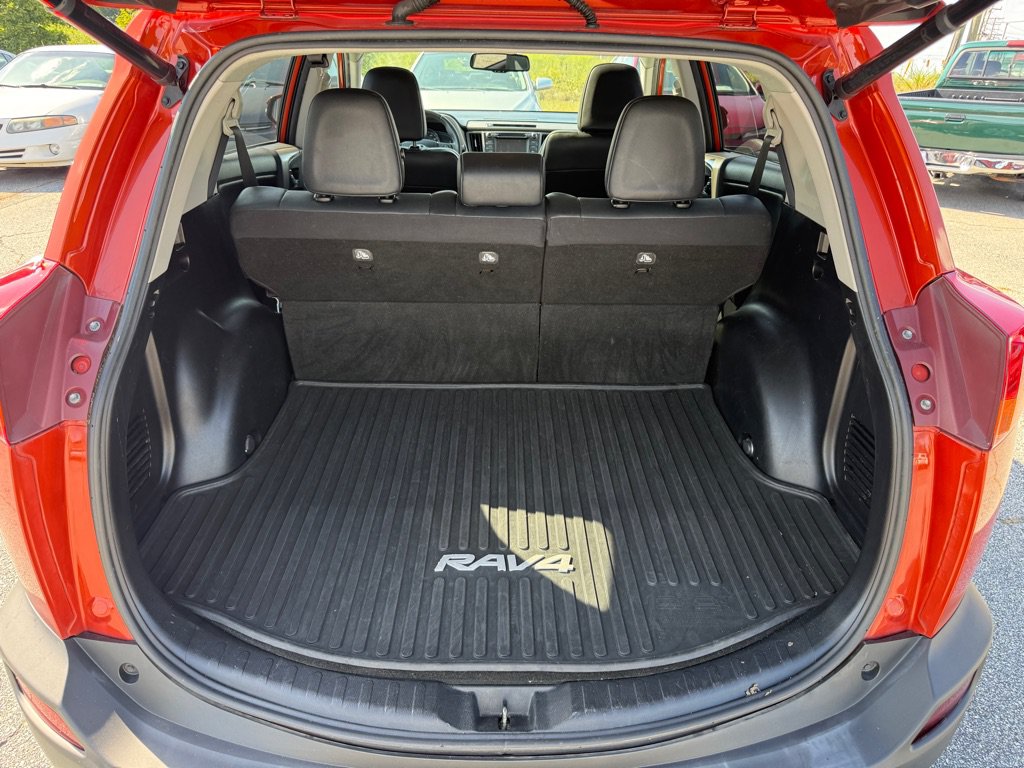 Used 2015 Toyota RAV4 Limited FWD image 15