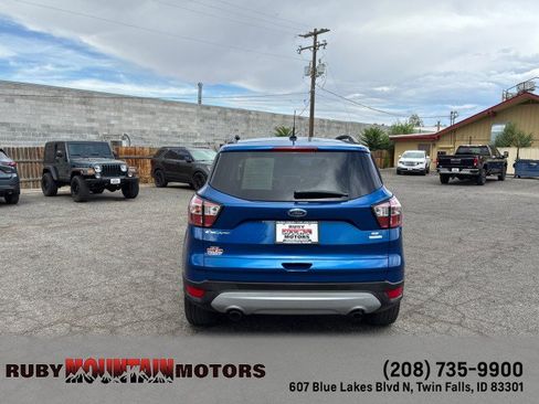 Used 2018 Ford Escape SE FWD image 6