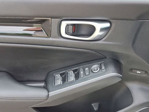Certified 2025 Honda Civic Sport Touring image 10