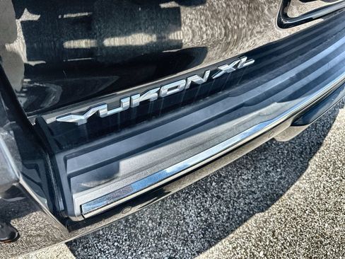 Used 2016 GMC Yukon XL Denali w/ Open Road Package RWD image 6