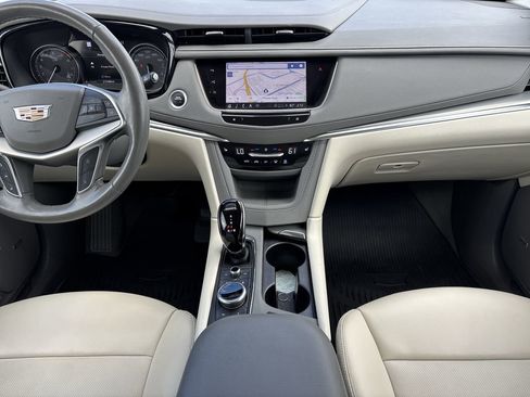 Used 2024 Cadillac XT5 Premium Luxury w/ Technology Package image 15