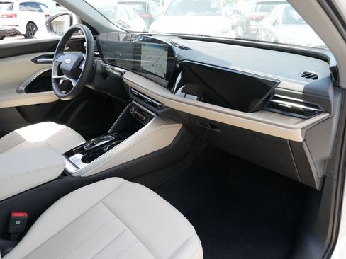 Used 2025 Audi Q5 Premium Plus w/ Premium Plus AWD/4WD image 19