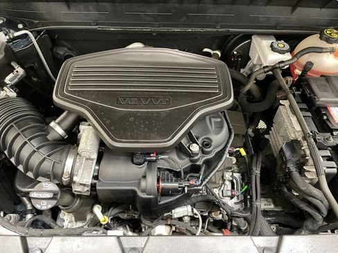 Certified 2022 GMC Acadia Denali w/ Denali Ultimate Package AWD/4WD image 52