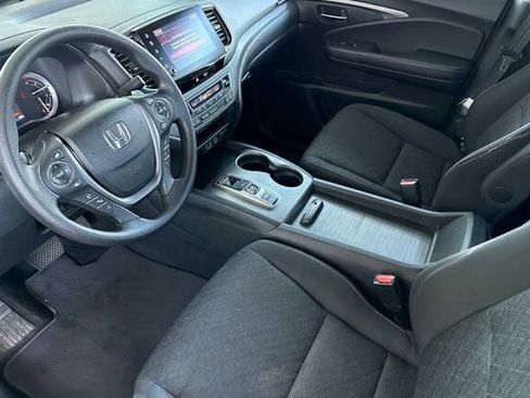 Used 2021 Honda Ridgeline Sport image 10