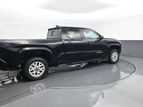 Used 2024 Toyota Tacoma SR5 AWD/4WD image 2