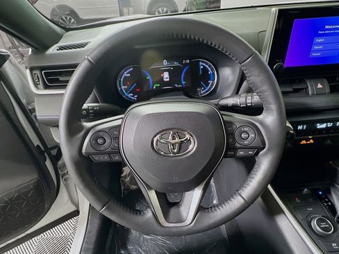 Certified 2024 Toyota RAV4 SE w/ Convenience Package AWD/4WD image 11
