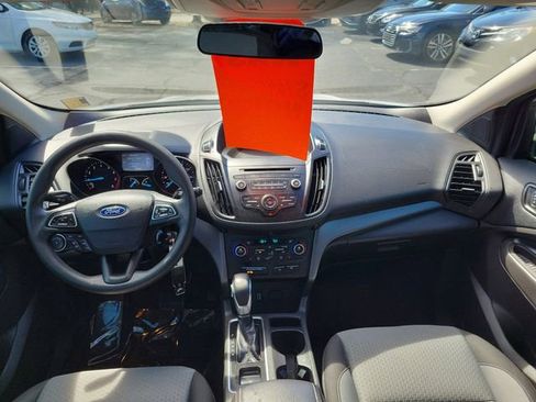 Used 2018 Ford Escape SE image 24
