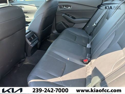 Used 2025 Honda Accord Touring image 4