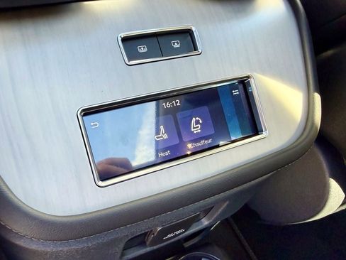 New 2025 Lincoln Navigator L Reserve image 49