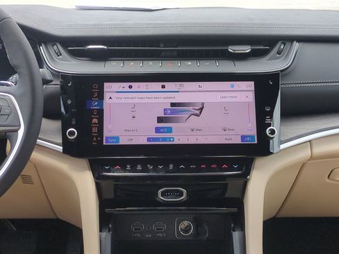 New 2026 Jeep Grand Cherokee L Limited RWD image 19