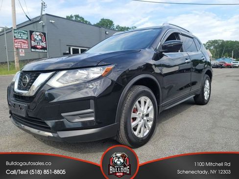 Used 2019 Nissan Rogue SV AWD/4WD image 1