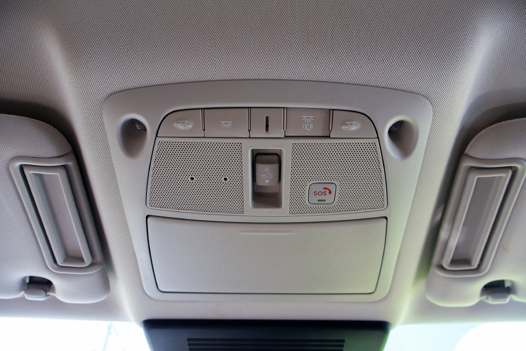 Used 2024 Nissan Armada SL w/ Captain's Chairs Package RWD image 21