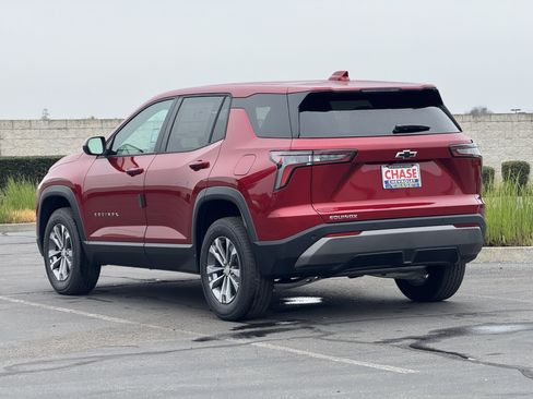 New 2026 Chevrolet Equinox LT w/ LPO, Floor Liner Package image 5