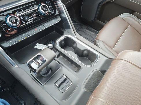 Used 2024 GMC Sierra 1500 Denali w/ Technology Package image 19