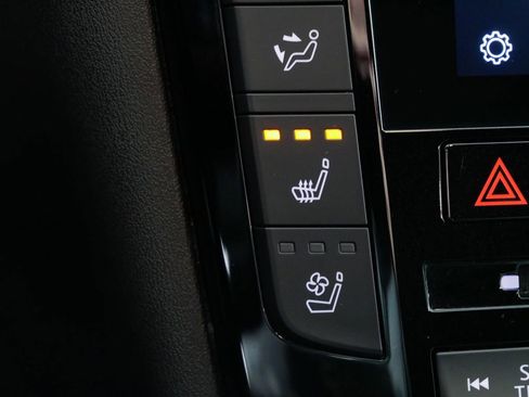 New 2025 INFINITI QX50 Sport image 28