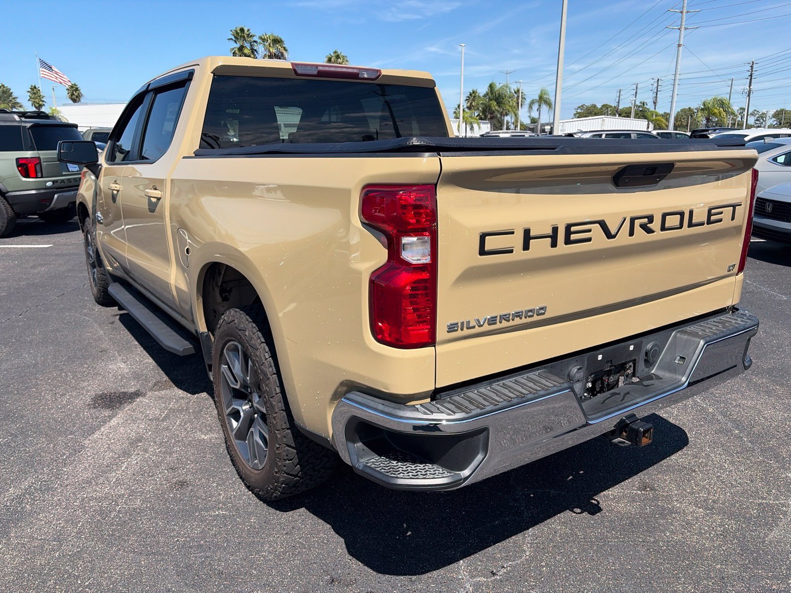 Used 2021 Chevrolet Silverado 1500 LT RWD image 5