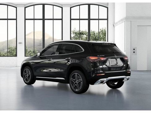 Used 2026 Mercedes-Benz GLA 250 image 30