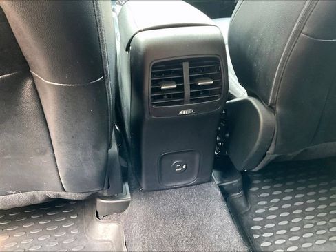 Used 2022 Ford Escape SEL AWD/4WD image 30