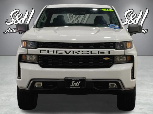 Used 2019 Chevrolet Silverado 1500 Custom w/ Trailering Package AWD/4WD image 10