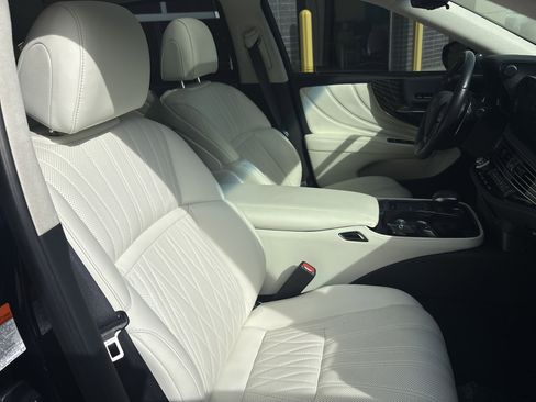 Certified 2022 Lexus LS 500 RWD image 33