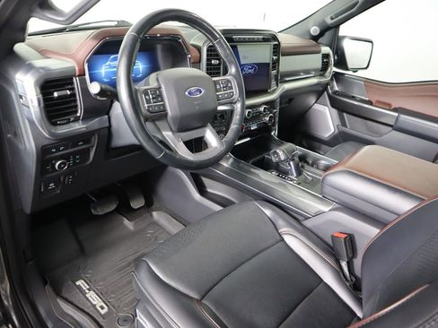 Used 2021 Ford F150 Lariat w/ Equipment Group 502A High image 9