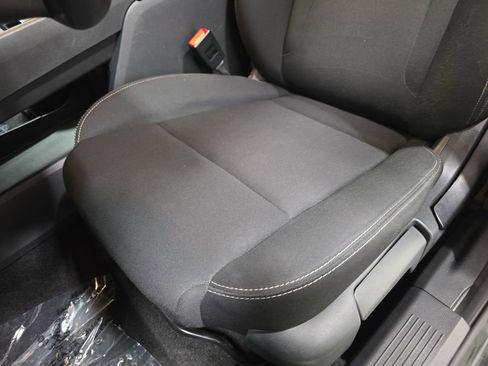 Used 2023 Nissan Rogue S image 27