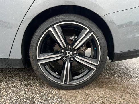 Used 2024 Honda Accord Sport image 9
