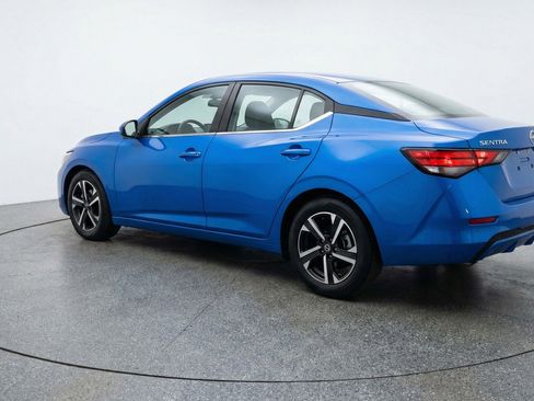 Used 2025 Nissan Sentra SV FWD image 6