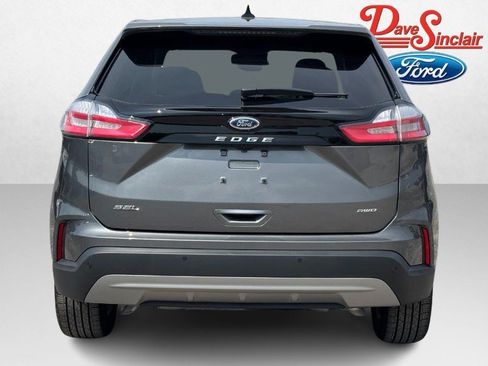 Used 2024 Ford Edge SEL w/ Convenience Package AWD/4WD image 8