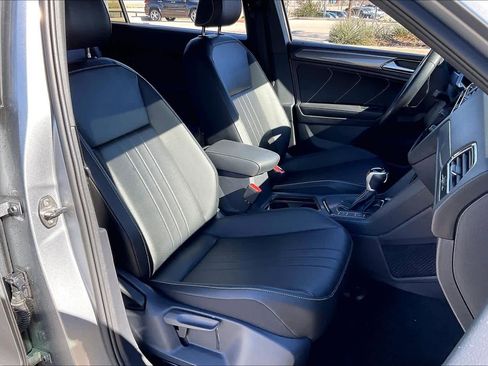 Used 2024 Volkswagen Tiguan SE R-Line w/ MDO Package, Three-Row image 8