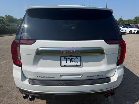 Used 2023 GMC Yukon Denali w/ LPO, Floor Liner Package AWD/4WD image 6