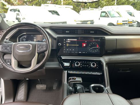 Certified 2023 GMC Sierra 1500 Denali image 29