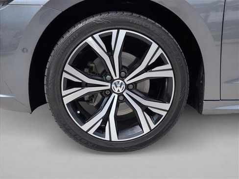 Used 2020 Volkswagen Passat 2.0T SEL FWD image 9