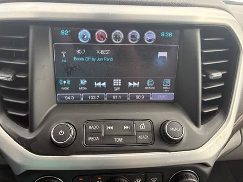 Used 2017 GMC Acadia SLT FWD image 12