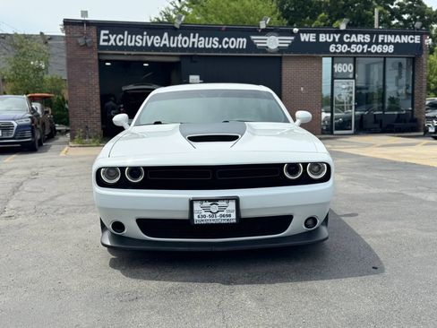 Used 2021 Dodge Challenger R/T RWD image 4