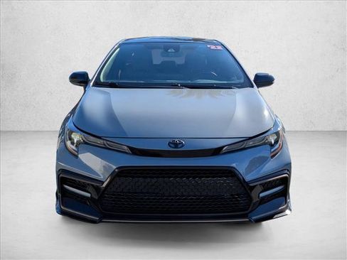 Used 2022 Toyota Corolla SE image 2