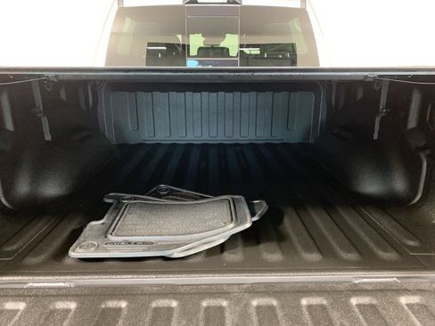 Used 2022 RAM 1500 Limited AWD/4WD image 13