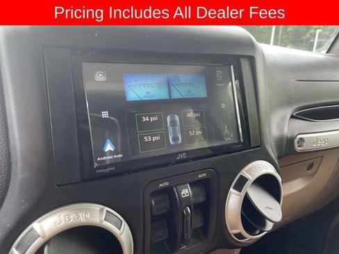 Used 2017 Jeep Wrangler Unlimited Sahara w/ Max Tow Package AWD/4WD image 34