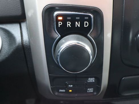 Used 2016 RAM 1500 Classic SLT image 35