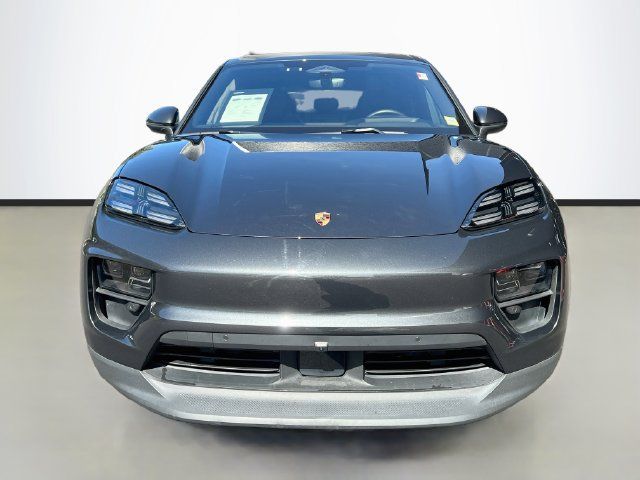 Certified 2025 Porsche Macan 4 Electric AWD/4WD image 6