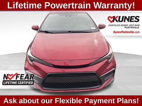 Used 2022 Toyota Corolla SE image 3