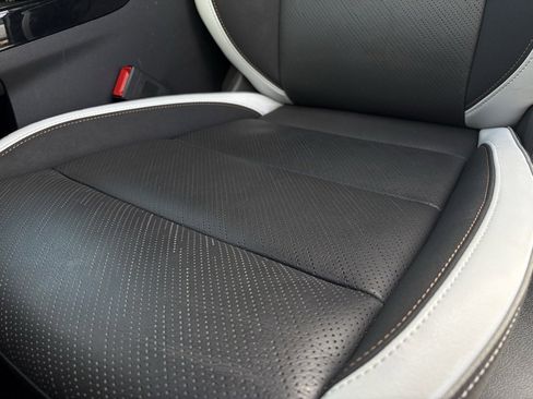 Used 2024 Buick Envision Sport Touring image 24