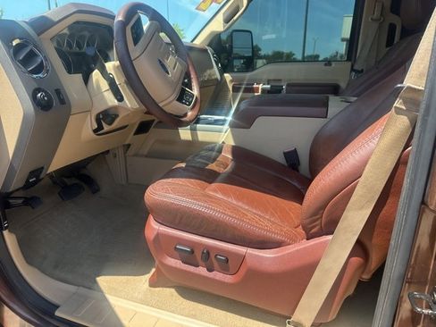 Used 2012 Ford F350 King Ranch w/ King Ranch w/Chrome Pkg image 25
