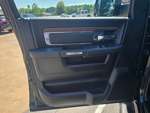 Used 2017 RAM 2500 Laramie w/ Sport Appearance Group AWD/4WD image 15