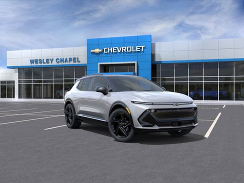 New 2026 Chevrolet Equinox EV RS FWD image 2