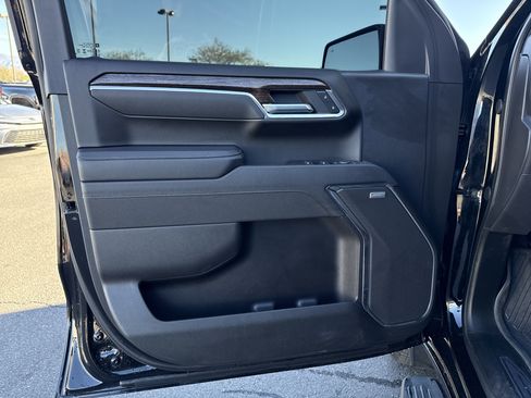 Used 2025 GMC Sierra 1500 Elevation w/ Elevation Premium Package image 14