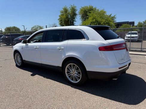 Used 2019 Lincoln MKT AWD image 7