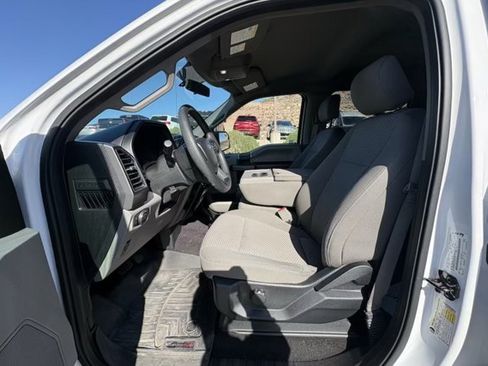 Used 2018 Ford F150 XLT AWD/4WD image 9