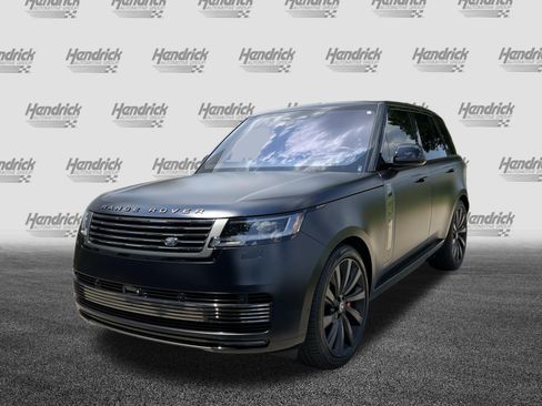 Used 2023 Land Rover Range Rover SV AWD/4WD image 6